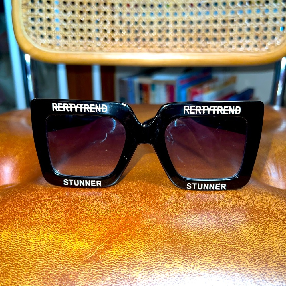Square semi cat-eye Sunglasses